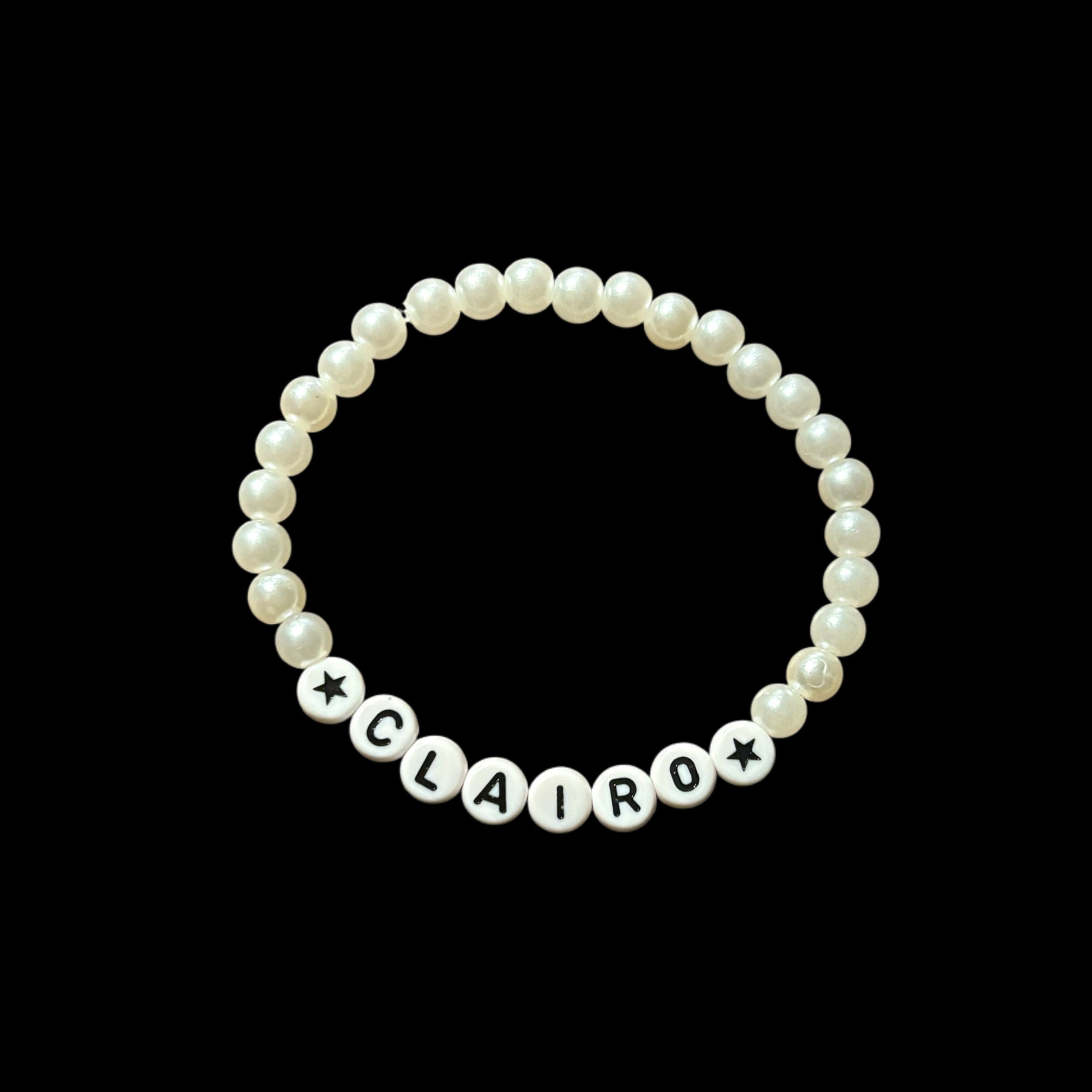 Clairo - Faux Pearl Bracelet