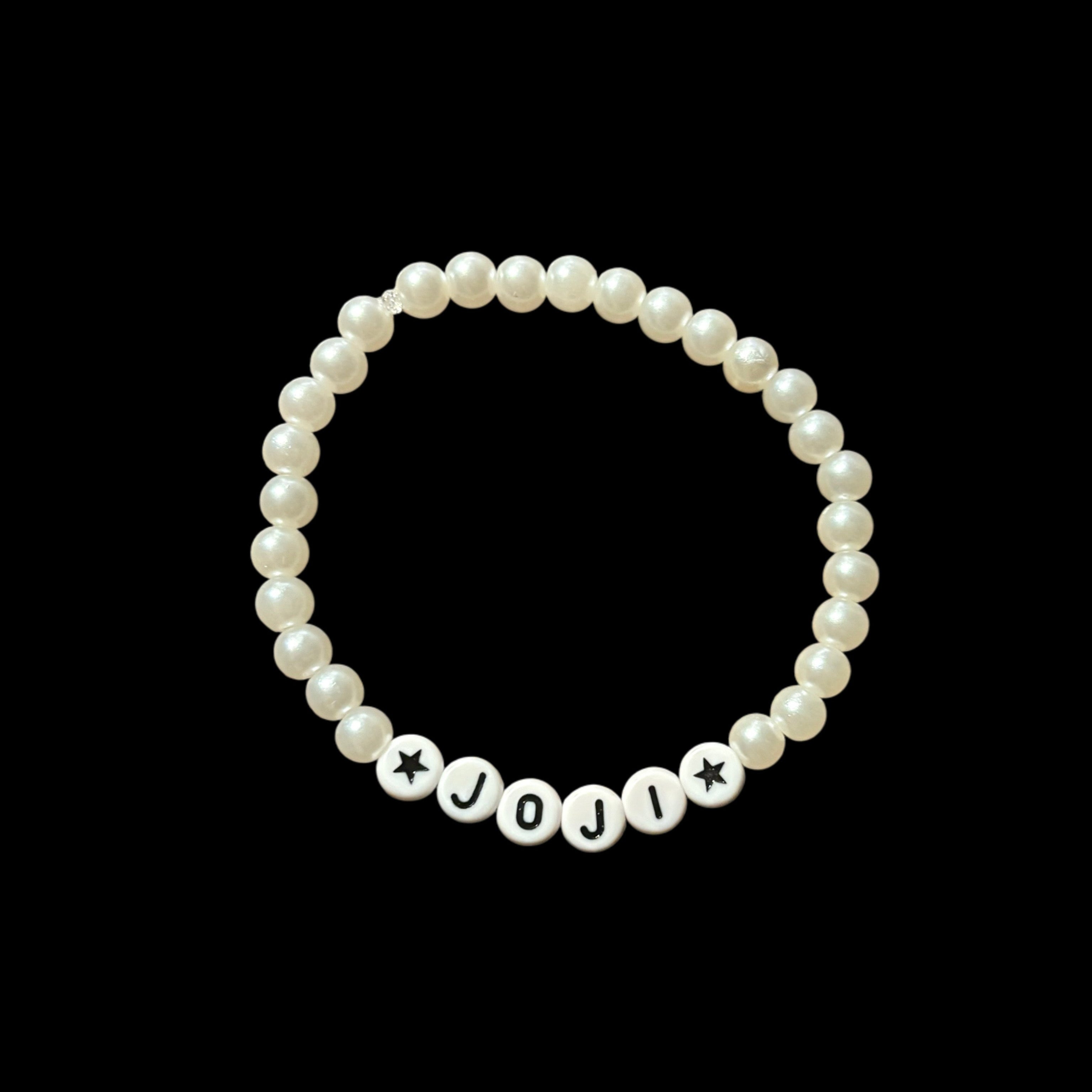 Joji - Faux Pearl Bracelet